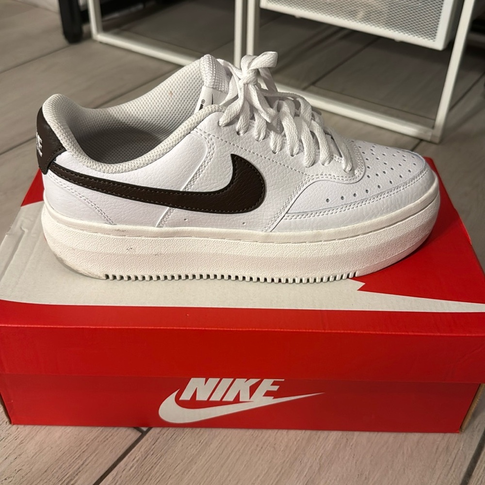 Nike Court Vision like new , use once only
